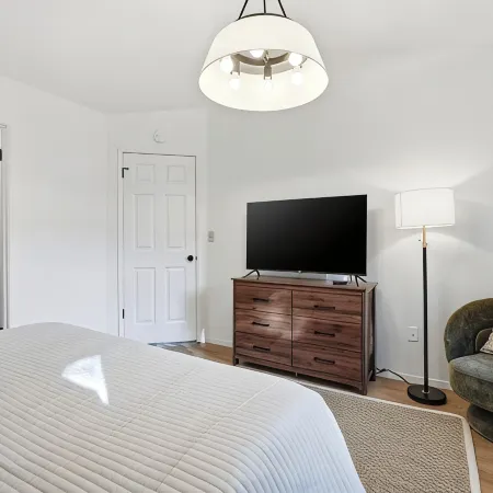 Yosemite Getaway! Stylish 2Br Near South Gate