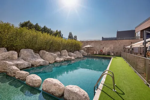 Hotel Puerta de Bilbao - 4-Star