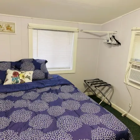 Charming Beach House Steps from Boardwalk w/ Free Parking, BBQ, Outdoor Shower