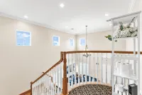 Convenient Located Warming Large 4 Bedroom 3 Bath Home Near DTLA over 2,100 SF