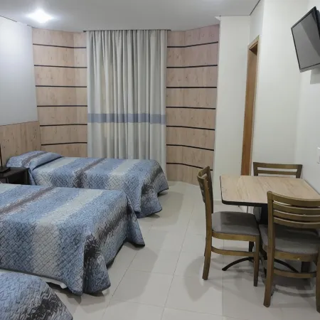 Hotel America do Sul Отели рядом с достопримечательностью «Площадь Патиу-ду-Колежиу»