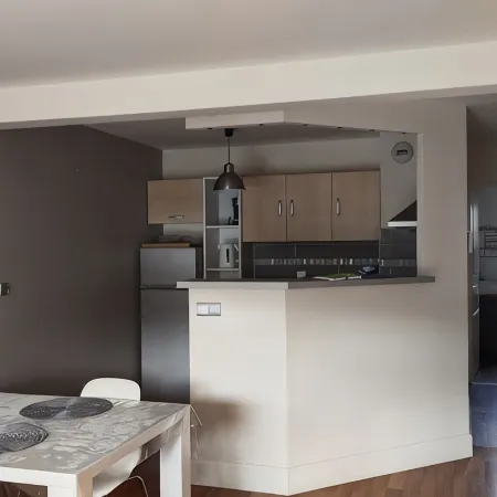 3-room 2-bedroom apartment close to the ramparts of Vannes