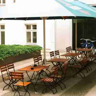 Heart of Gold Hostel & Capsules Berlin Hotel Exterior