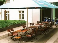 Heart of Gold Hostel & Capsules Berlin フリードリヒシュタット宮殿周辺のホテル