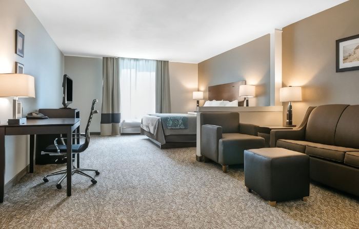 Comfort Inn & Suites Porter Near Indiana Dunes