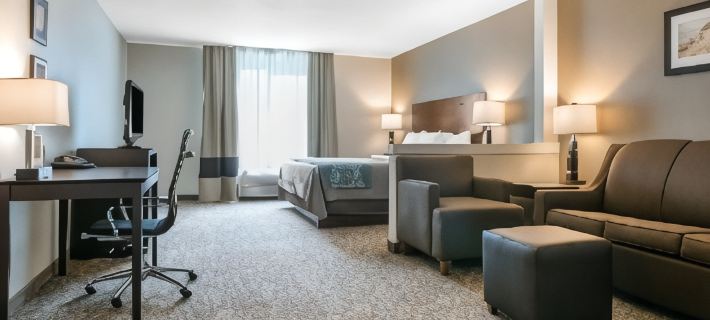Comfort Inn & Suites Porter Near Indiana Dunes Hotels in Porter County