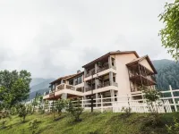 Heevan Villa's Sonamarg - River Front Luxury Retreat Hotels in Ganderbal