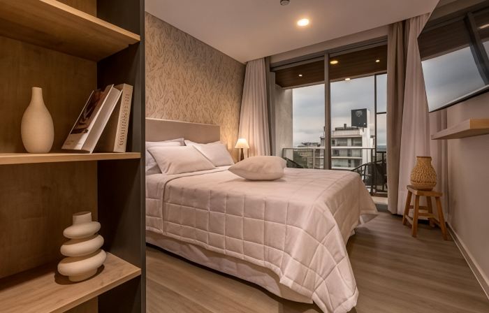 HOUZE Stay & Residences by AVA
