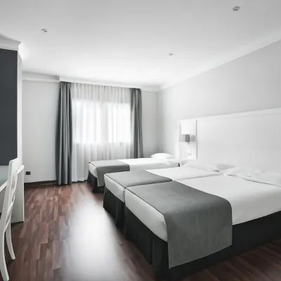 Uve Alcobendas Hotels near Space area