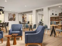 Hyatt House Dallas Uptown Hotels near Katy Trail