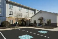 City Express by Marriott Danville - 2-Star