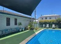 Adelong Motel - Pools
