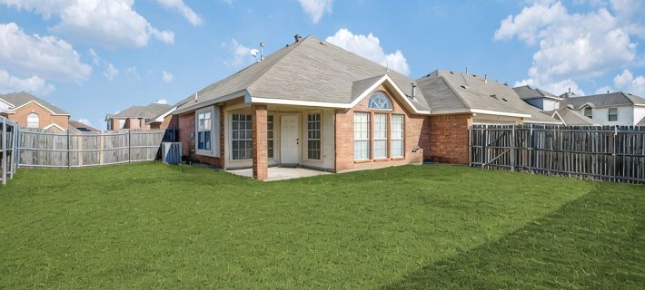 Beautiful peaceful home in modern neighborhood with parks Hotels in DeSoto