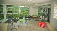 Luxury Villa, In House Spa & Gym, Hotel-size Pool, Event Tent, Chef Included - Gym