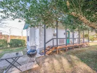 Knox Lakeside Cottage, 1 bedroom plus loft on Lake O' the Pines Hôtels à : Comte d'Upshur