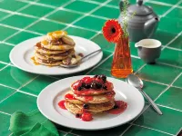 Travelodge Edinburgh Haymarket - breakfast