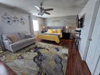 Charming 3-bedroom house in delightful McLeansville with AC, WiFi - Wifi