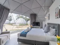 Athena Glamping Khaoyai Hotel dekat Labirin Pete