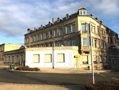 Meeraner Parkresidenz - Parkplatz