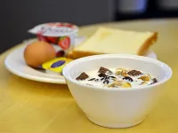 西面棕色點點商務飯店 东义大学附近的飯店