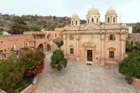 Niriides Hotel Apts Studios