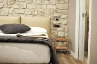 Olivia Rooms Eurialo - Pensions