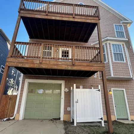 Ocean View Beach House. Sleeps 8 Coastal Luxe. Seabreeze!