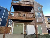 Ocean View Beach House. Sleeps 8 Coastal Luxe. Seabreeze! - balkon