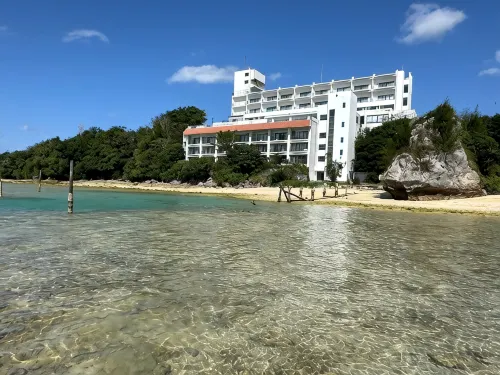 Hotel Motobu Resort