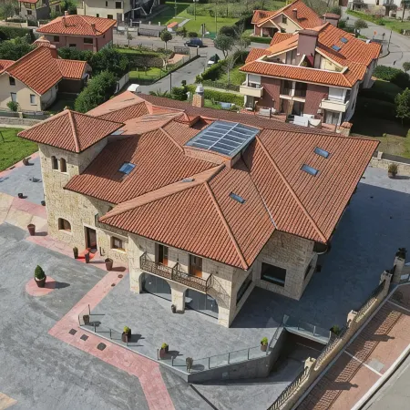 Hotel Torre de Galizano - Gloria Encarnación Viadero Lavin