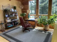 Adorable cottage w/ ocean views, redwoods, and a hot tub. Pets OK! - WiFi