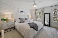 Closest Stay to Downtown Mt Dora - Renovated - Walk Everywhere - 5-Star Reviews