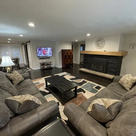 SUPER UPSCALE RANCH!