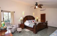 Casa Flamingo Cabo Luxurious Home. Spacious Rooms, Private Pool and Jacuzzi - 2-Star