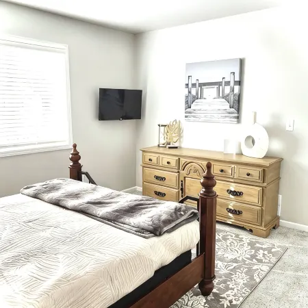 Charming 3-bedroom house with WiFi and AC in lovely Fargo