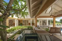 ATTRACTIVE RATES JUST REMODELED  - Near Beach 4 BD Amazing Golf View Villa Hotels in 