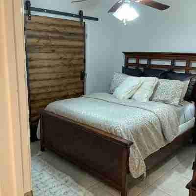Amazing, Contemporary, Beautiful, Peaceful, and Perfectly Located Property Rooms