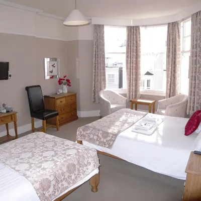 Beach House Hotels near Mostyn St