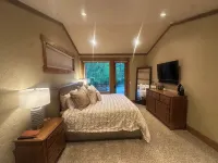 Luxury Lodge Retreat in the Heart of Suncadia – Walk to Golf, Winery & Trails - 4-Star