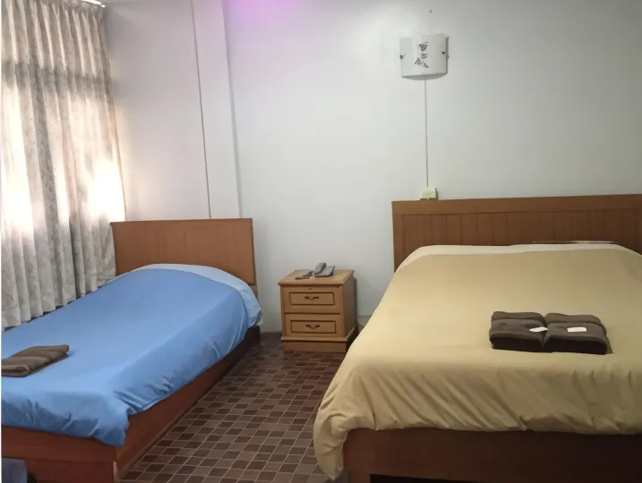 White Orchid Inn I
