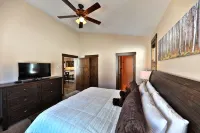 Have Fun/Relax in a Gorgeous Mountain Home, Well Equipped, Great Location - 4つ星