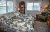 Seafarer's Beach House Beach Front Property, Amazing Views! - Beach