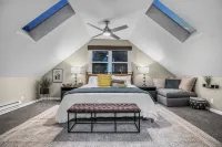 Best Hot Tub View in Bailey - Family & Pet Friendly BBQ / Hot Tub / Near Denver - Boutique