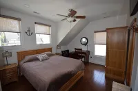 俄亥俄州洛雷恩湖畔靜居-俯瞰伊利湖美景度假屋 - 4 星級