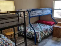 Sportsman's Country Lodge: The Fish House Hotels in Webster