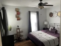 LOCATION LOCATION LOCATION! Short walk to beach, park, shops, restaurants & bars - Wi-Fi