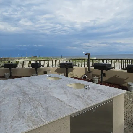 Gulf-Front Phoenix X 3Br  Stunning Balcony Views, Aug Discounts
