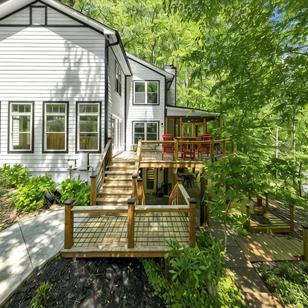 Shady Shoals - Lakefront; Quiet Cove; Huge Dock; Pool Table; Walk to State park