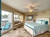 Sept Blow Out Sale! 4 Bedrooms, Decks 2 Docks, 400FT of Shore. Trailer Parking - Balkoner