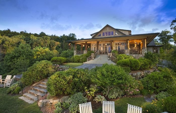 Wildwood Cabin - Sleeps 14, Mountain Views
